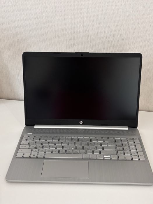 HP ноутбок СРОЧНО ПРОДАМ торг
