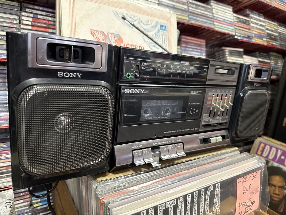 Sony CFS-1000 магнитола.