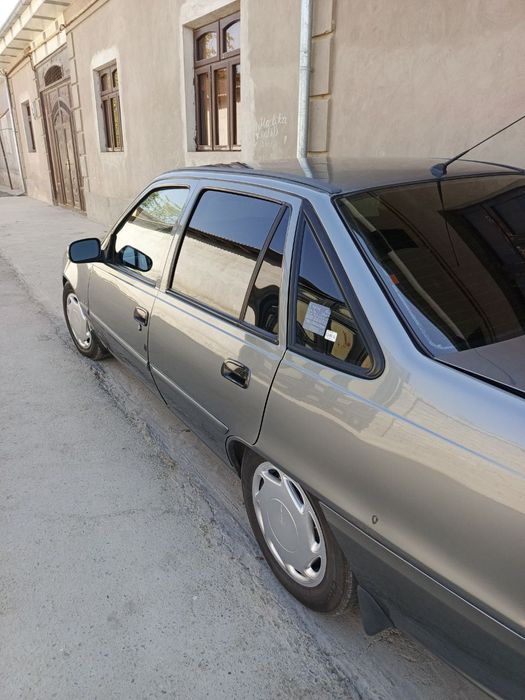 Nexia 2 Donc 1.6 Sotiladi