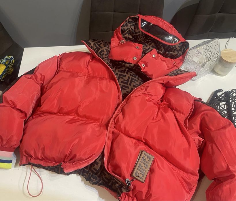 Уникално двулицево яке