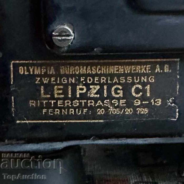 Пишеща машина Olympia Mod. 8 QWERTZ Leipzig Ritterstrasse