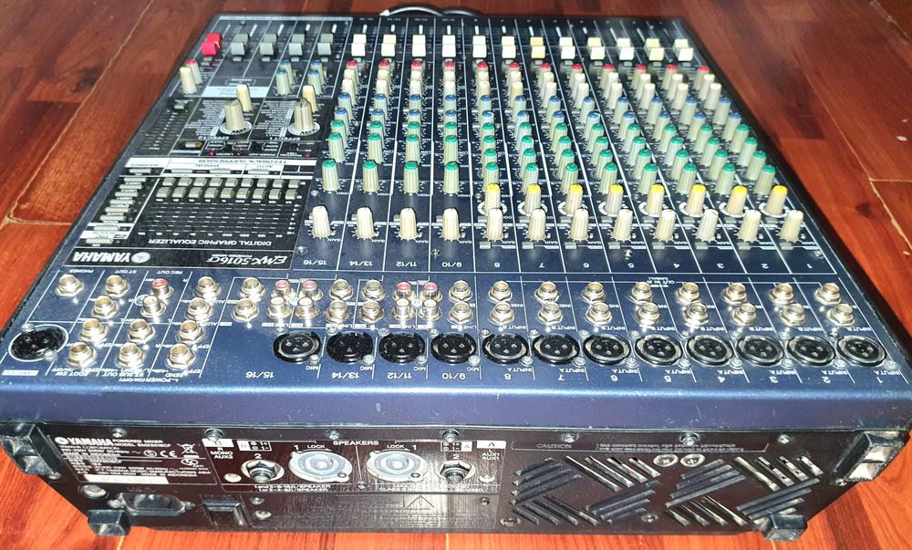 Микшерный пульт Yamaha 5016CF