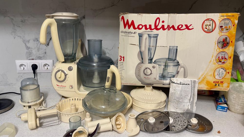 Кухонный комбайн Moulinex