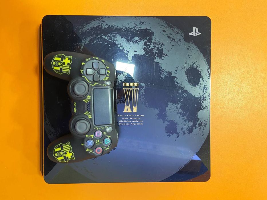 Продается PlayStation 4 slim