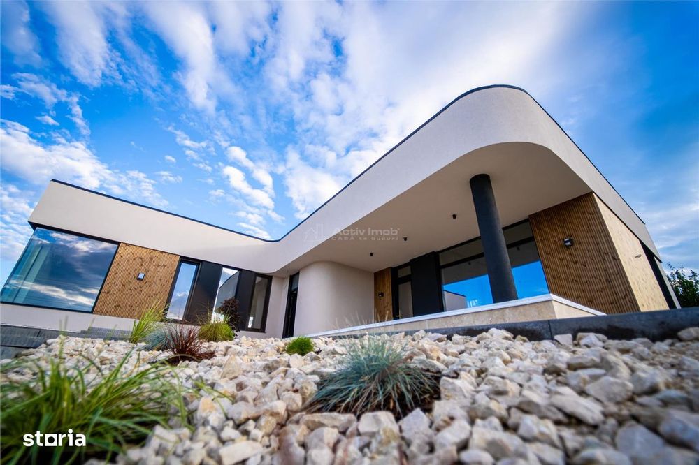 Vila  de lux, situata pe Drumul Vinului, construita cu materiale premi