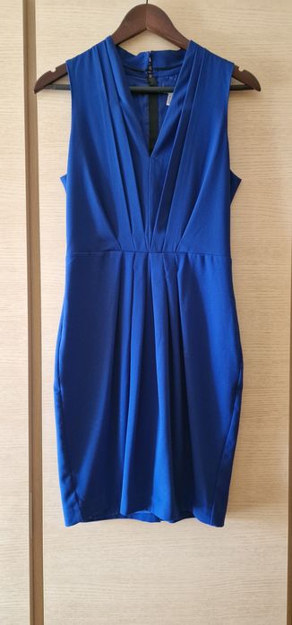 Елегантни дамски рокли размери С и М