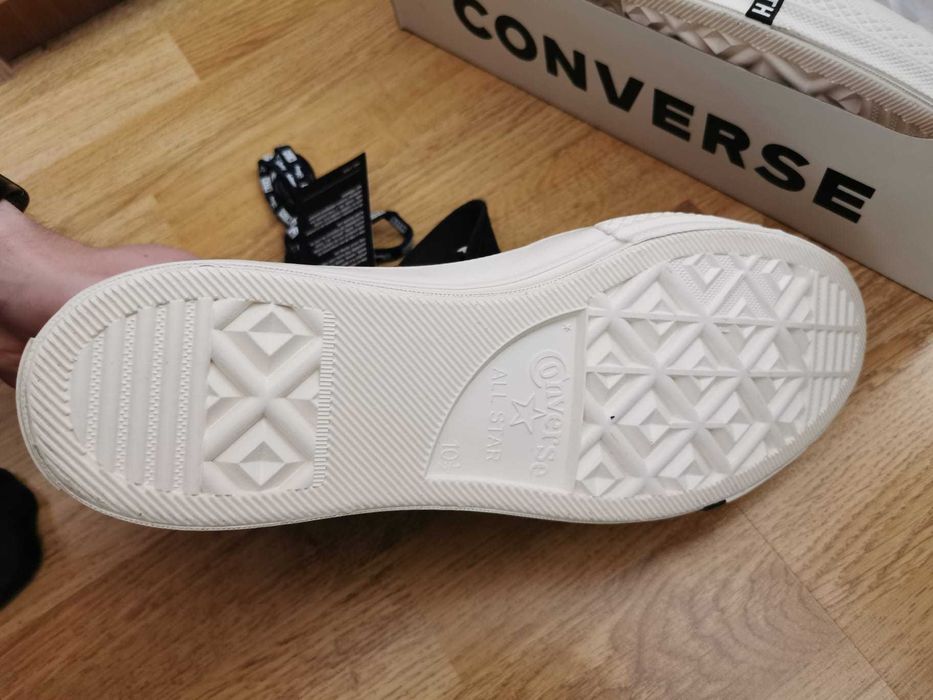 Editie limitata Converse x Kith x Disney Mickey Mouse