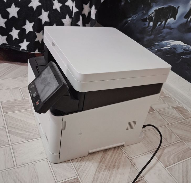 Canon i-sensys MF641Cw