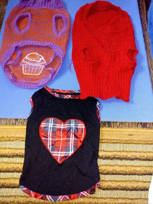 Дрешки за куче размер М-L, въртележка за хамстери