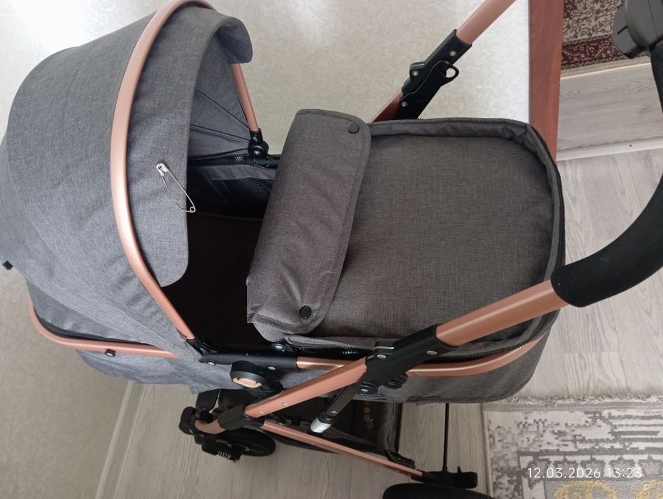 Продам детскую коляску