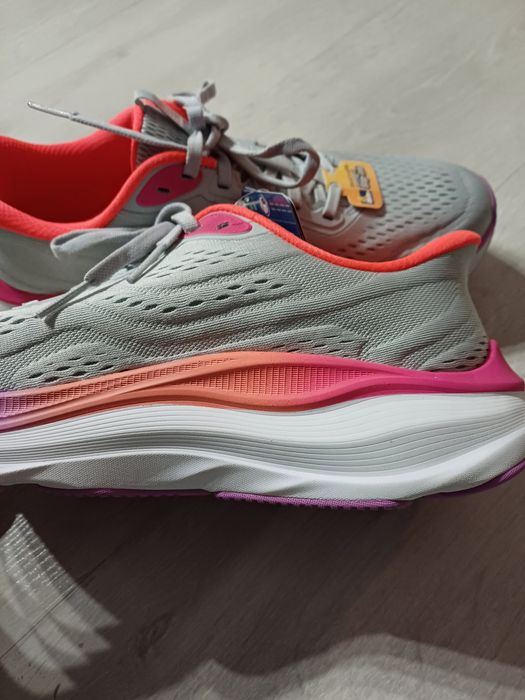 Skechers slips-ins max run