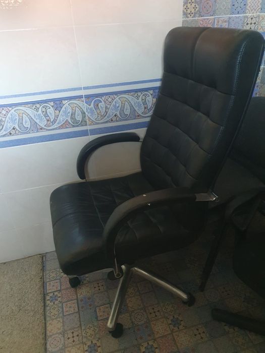 Продается кресла офисные