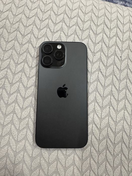 iPhone 16 Pro Max (eSIM)