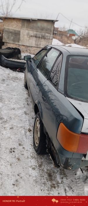 Ауди 80 б3 продам 400000