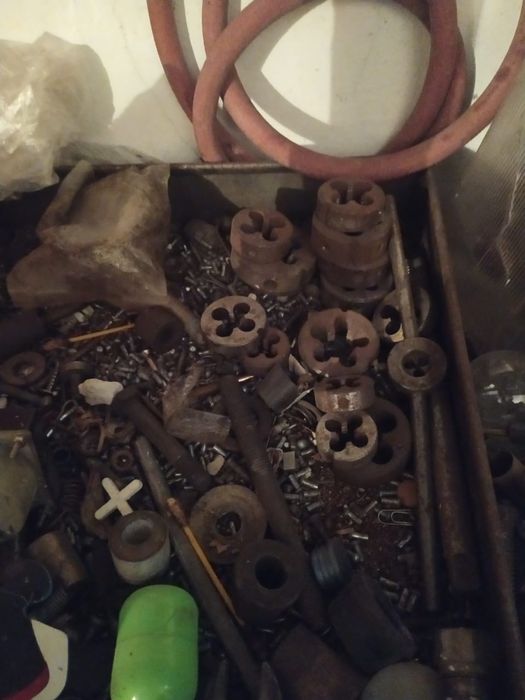 Инструменты токарно фрезерных работ