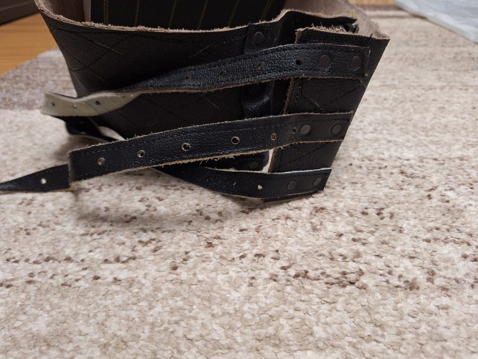 Vând centura (brâu) din piele nefolositmasura minima 107