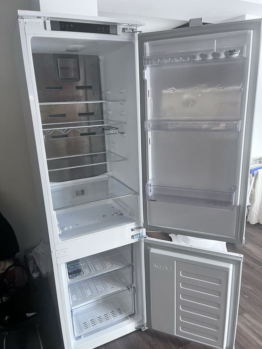Хладилник Beko neo frost