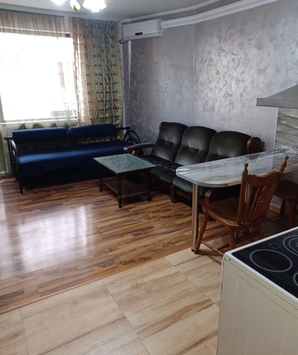 Дава се под наем Двустаен апартамент в Пловдив, Кършияка - 55 кв.м за 425 € - Снимка #1