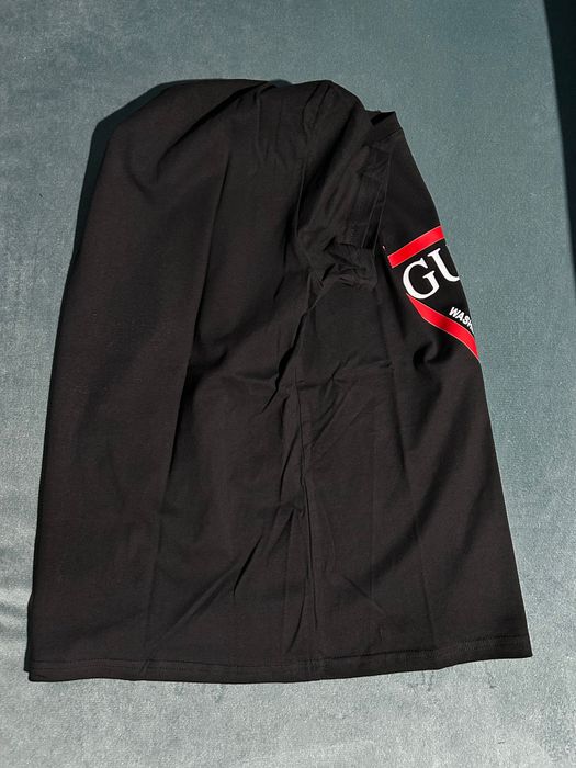 GUESS Дамска тениска (M)