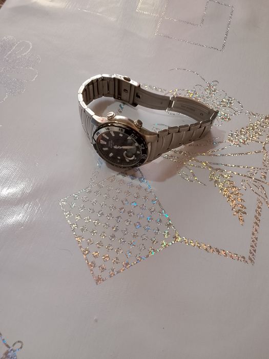 Часы Casio AMW-710.