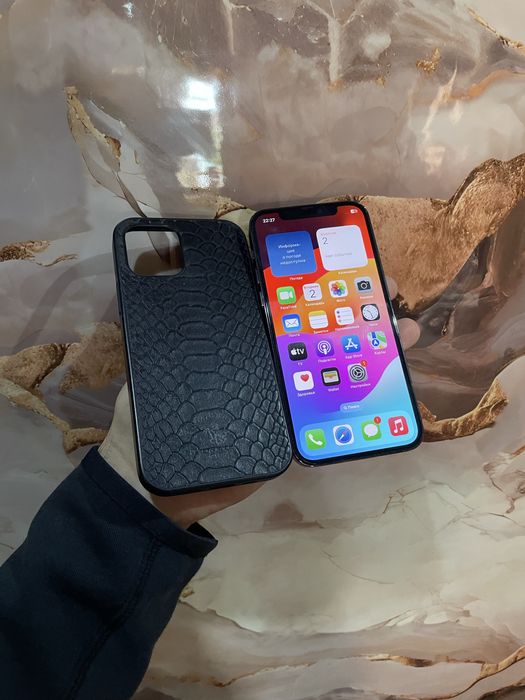 Продам телефон Айфон 12 Pro 128Gb