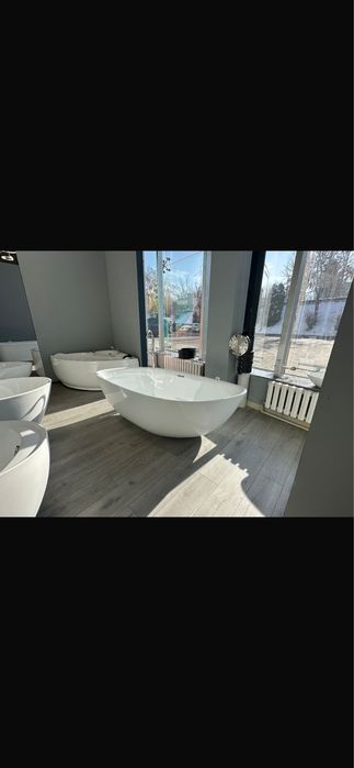 Продам ванну марки Tona