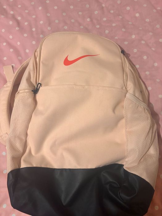 Раница нова nike