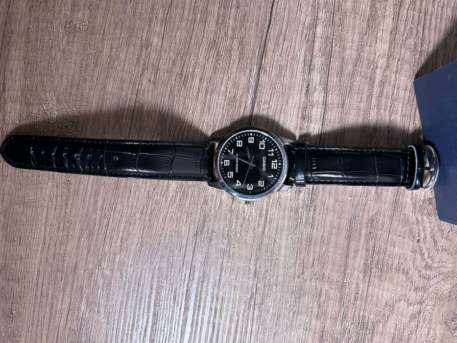 Продам комплект часов CASIO