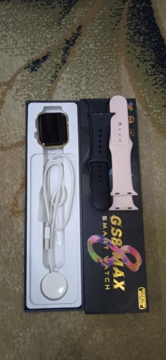 Микрофон и смарт часы.