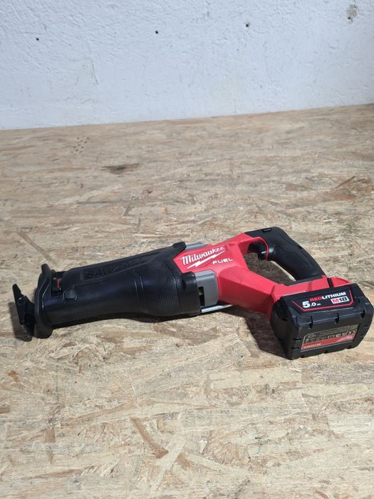 Fierastrau sabie vulpe Milwaukee M18 FSZ  impecabil