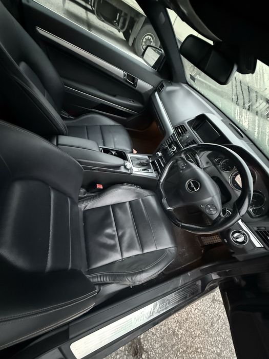 На части W207 Мерцедес Е 350 CDi Coupe/ AMG Пакет/