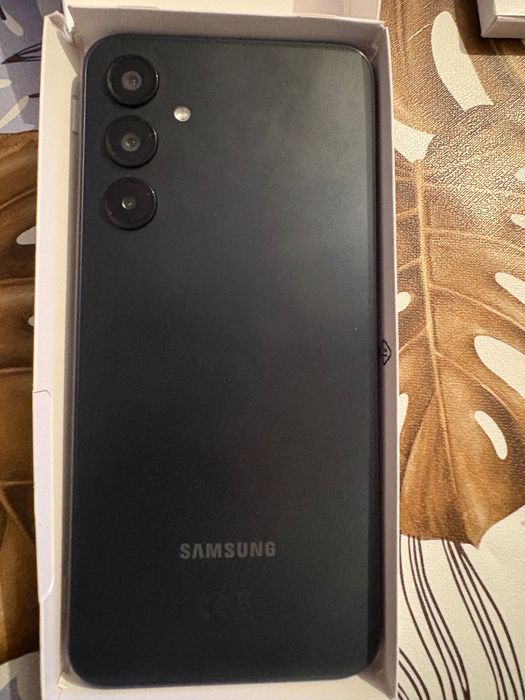 Телефон Самсунк А16