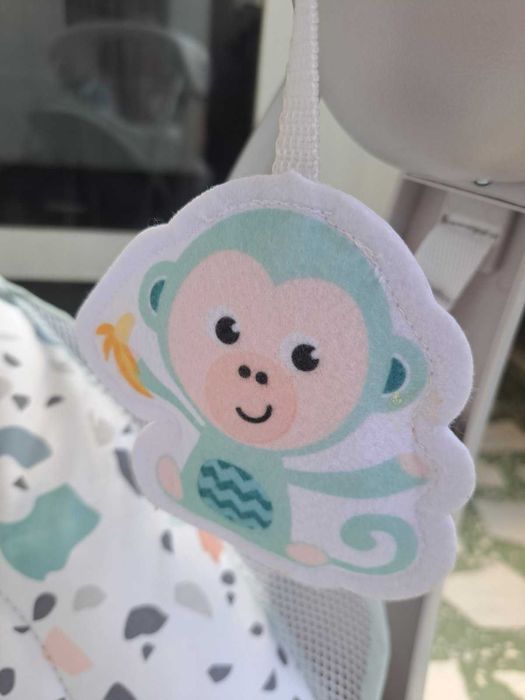 Електрическа люлка Fisher Price "Тропическа гора"