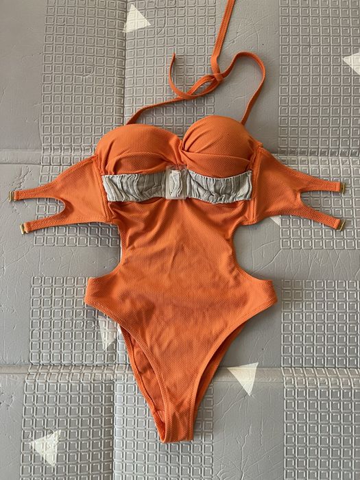 Цял бански Paramidonna