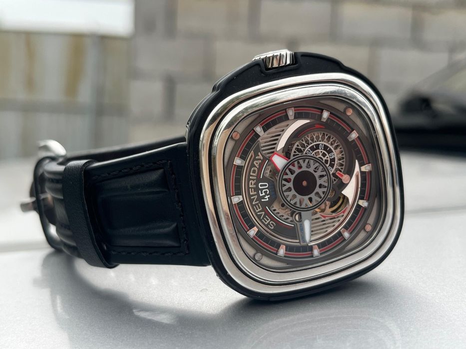 Продам чесы очень редький экземпляр