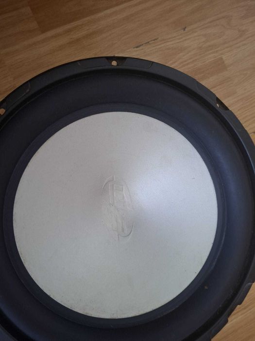 vand Subwooferul Boschmann SYLB-12