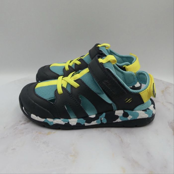 Clarks Сандалии Clarks Steggy Roar для мальчика 2в1 красовка