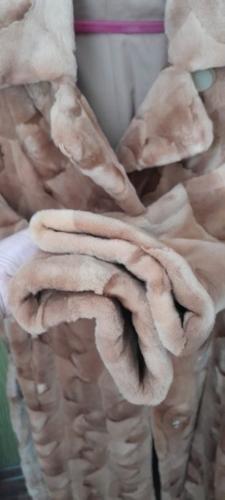 Продам шубу норковую