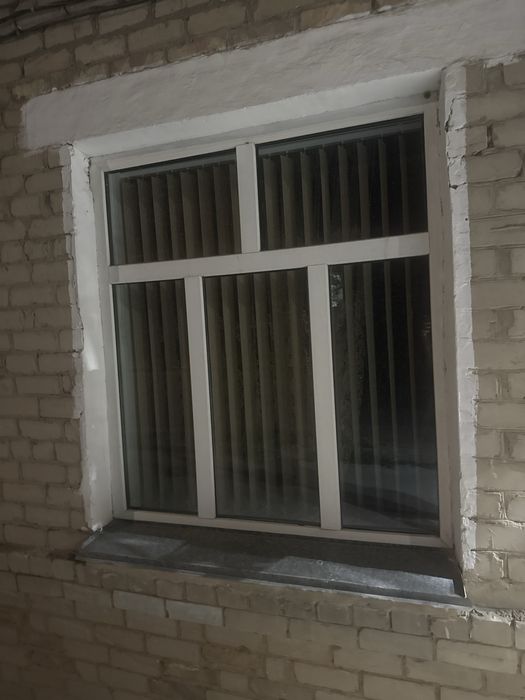 Продаються пластиковые окна