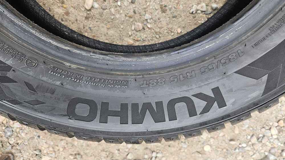 185/65 R15 • Iarna • Kumho WinterCraft WP52 88T | 2 buc | DOT 2022 | Pret/buc
