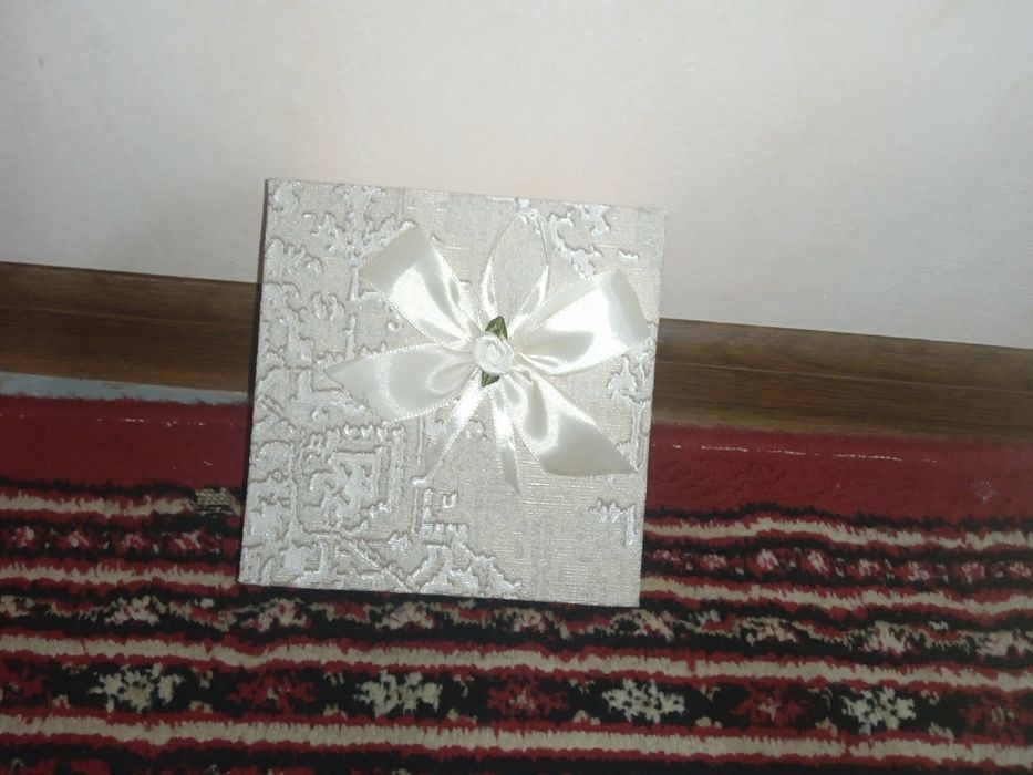 Шкатулка  для украшений и косметики