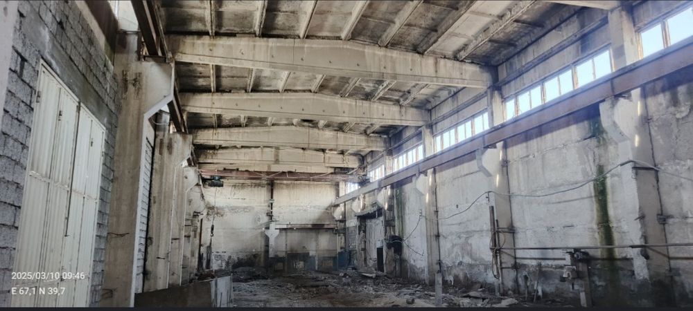 SROCHNA Sex sotiladi, sex tayyor ichida 5 tonn kranlar ishlab turibdi.