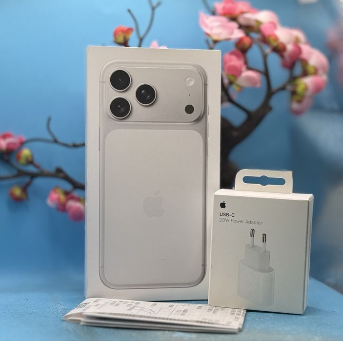 НОВ!!! Apple iPhone 17 Pro Max, 256GB, 5G, Silver +  адаптер Apple