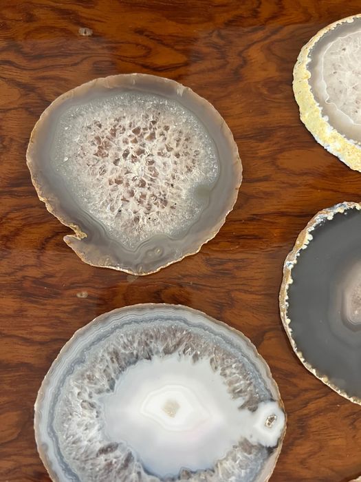 Плочки естествен камък