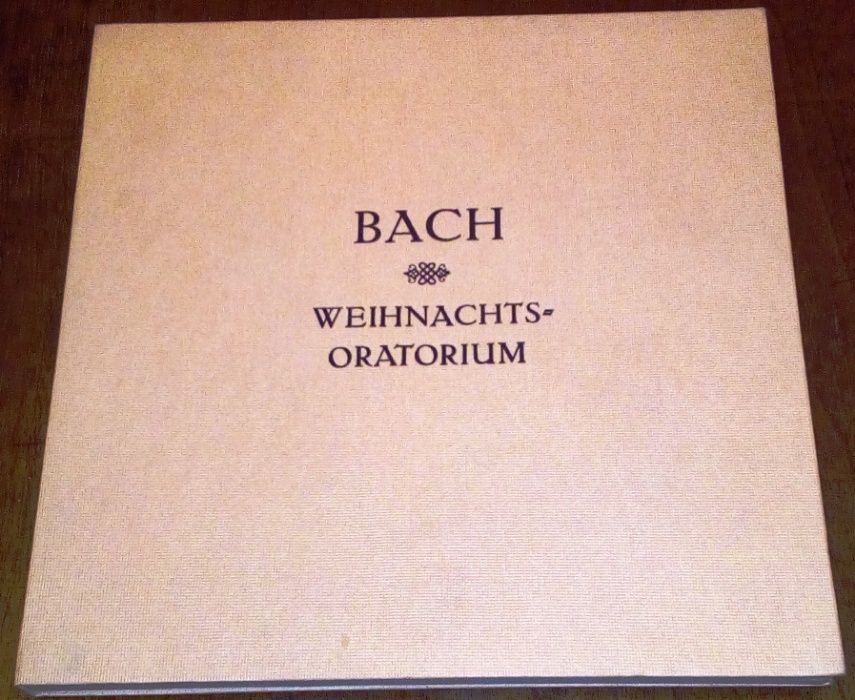 Четири класически комплекта грамофонни плочи