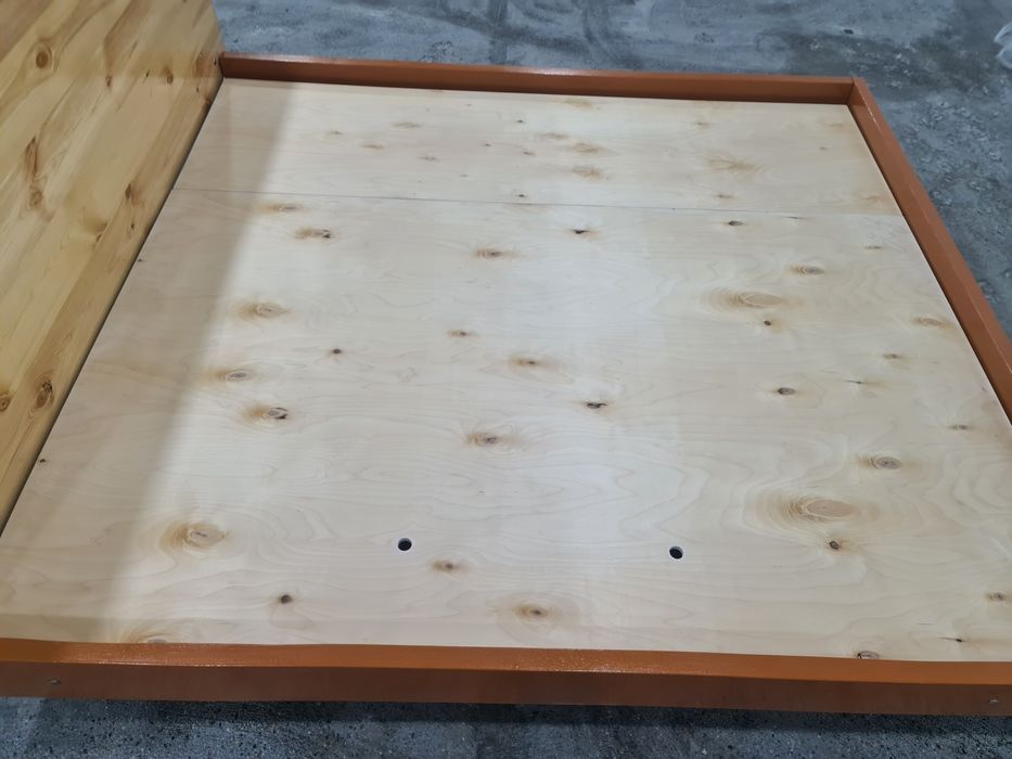 Двуспальная кровать 180х200