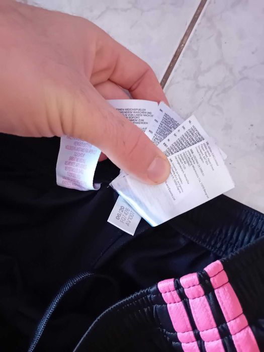 Оригинални къси панталони на Реал Мадрид