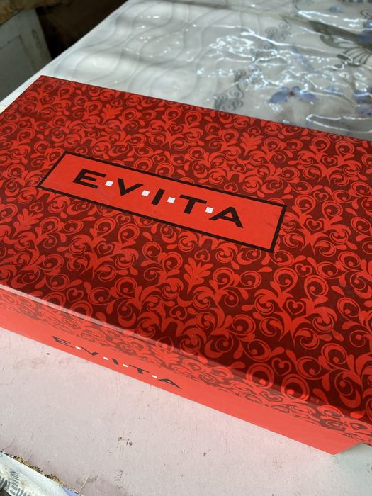 Продам новые туфли за полцены