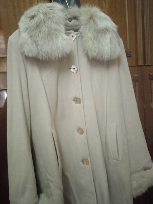 Устки кийим кизлар ва аеллар ун раз 46-48