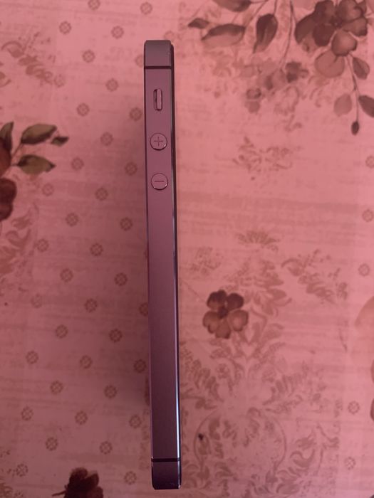 Iphone.5s  ios 12.7.1 GB 32 telefonul ajunge oriunde in tara